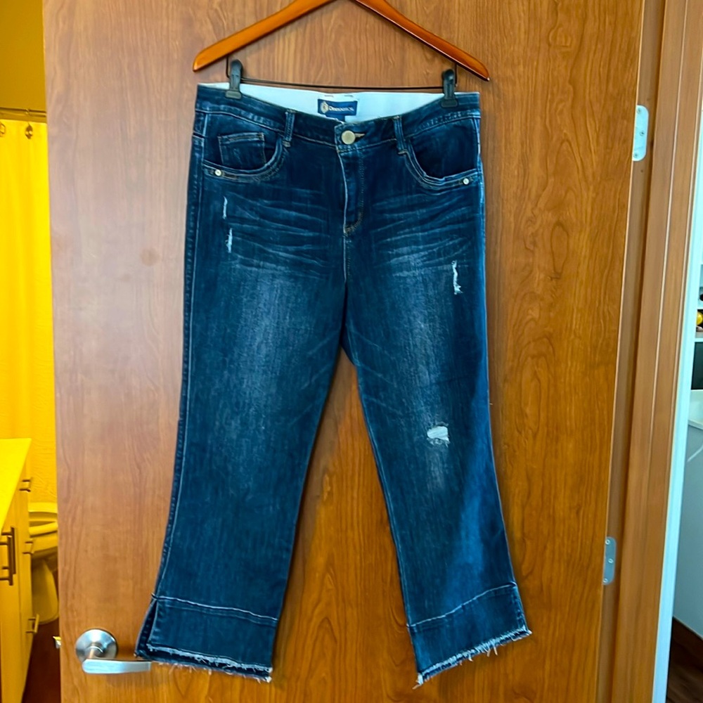 Democracy kick flares crop jeans